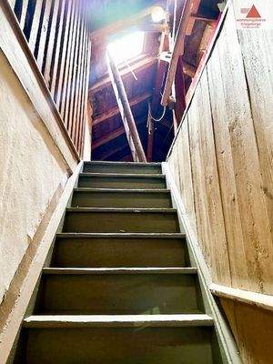 Aufgang Boden