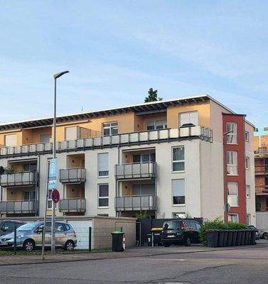 GEPFLEGTES GESAMTOBJEKT IN ZENTRAL GUTER LAGE