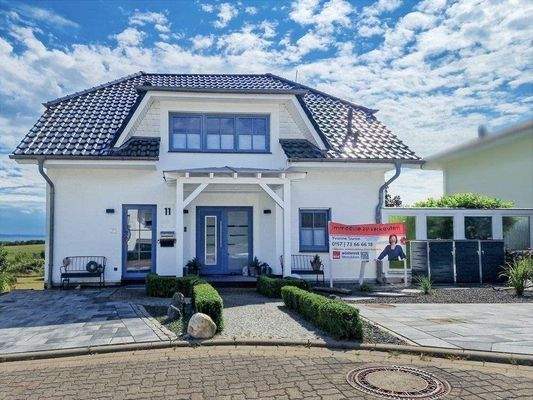 Tolle Lage mit gepflegter Außenanlage