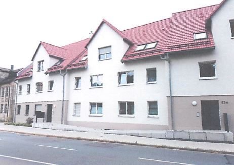 3-Zimmer-Wohnung inkl. Einbauküche im Zentrum von Hersbruck, Balkon mit Südausrichtung und überdachter Stellplatz! Baujahr 2016!