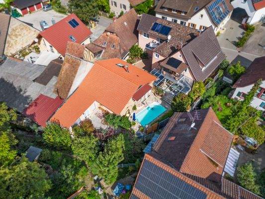 Mediterranes Anwesen mit Pool