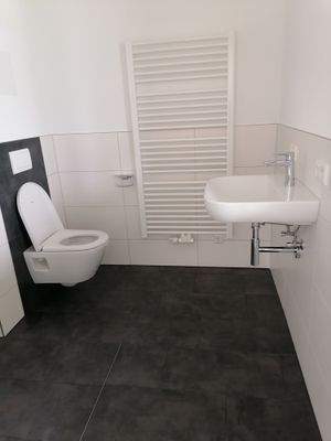 695a5c624134b6.71847305-Bad EG (2).jpg