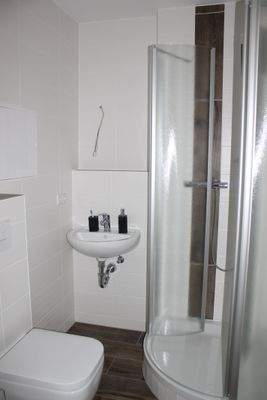 Beispiel Bad mit Dusche