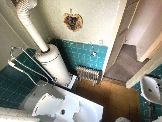 Erdgeschoss: Tageslichtbad