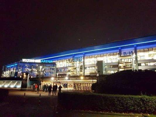 Arena "auf Schalke".usw.