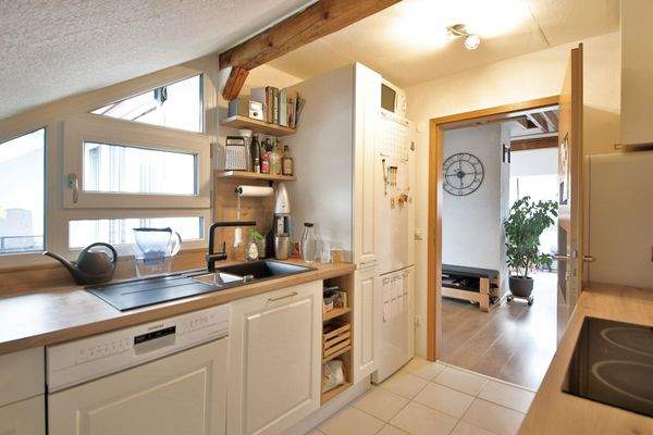 Küche Blick Wohnbereich