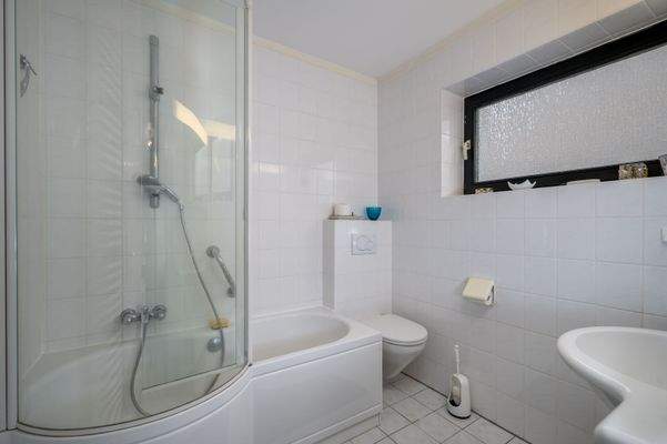 Erdgeschoss - Zimmer 1 Bad en Suite