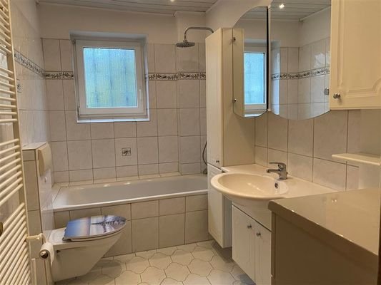 Badezimmer EG