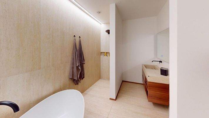 Vierzimmer-Neumarkt-Neuwertig-Südtirol-RealEstate-Quadrilocale-Alto Adige-Immobili-Come nuovo-