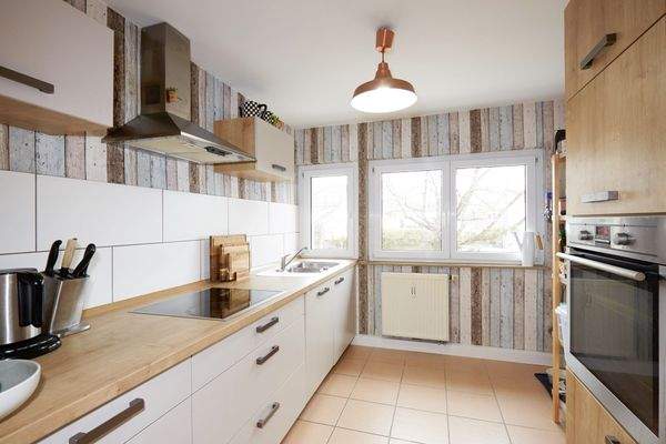 Whg. Nr. 3 - 1. OG links Küche - Haus 92