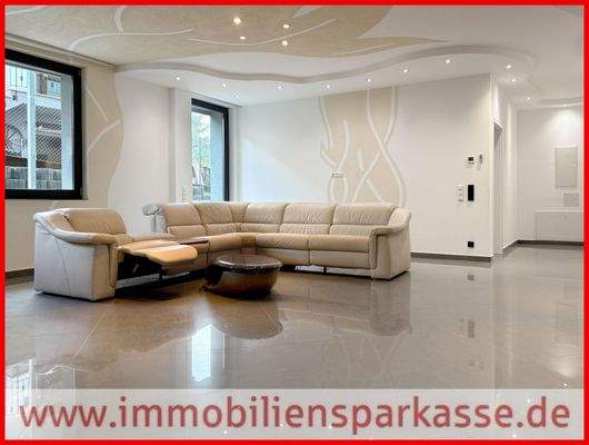 Überdimensionaler Wohn- und Essbereich