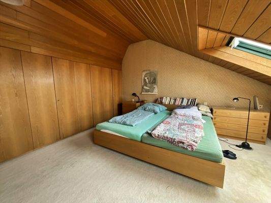 Schlafzimmer Spitzboden