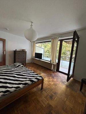 Wohn- und Schlafzimmer 2