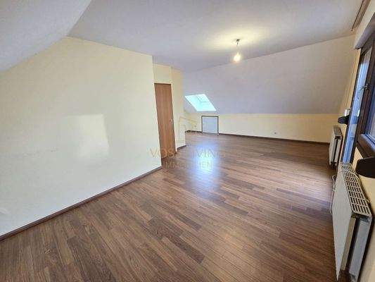 GroßesZimmerObergeschoss