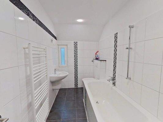 Ansicht I: Badezimmer