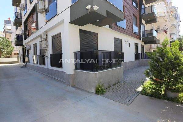 Furnished 1-Bedroom Flat for Sale in Muratpaşa Güvenlik