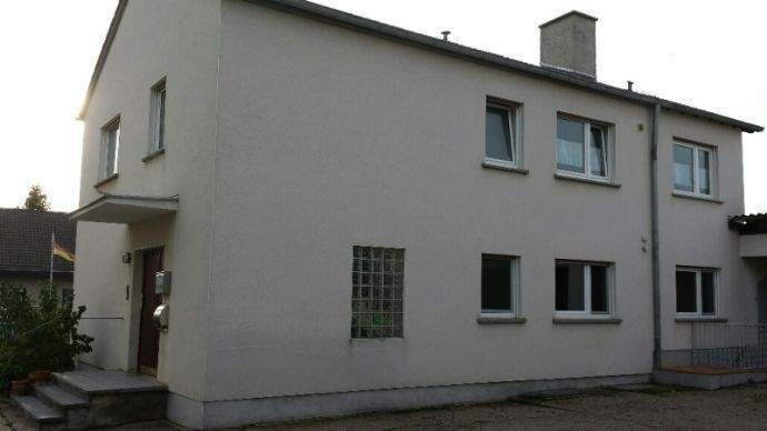 Rückansicht zu Bad,Küche+Kind