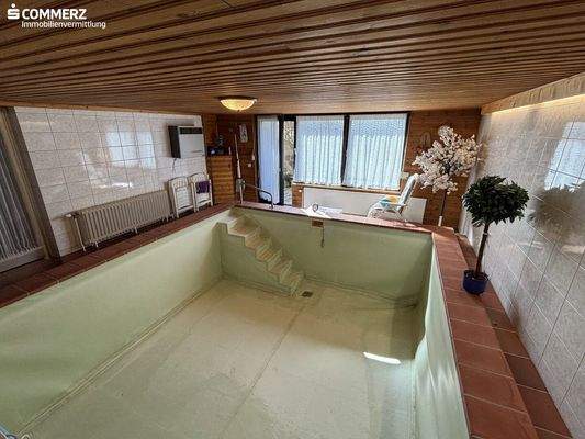 Indoor-Pool