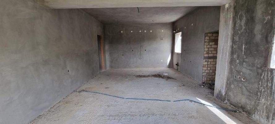 Kreta, Ano Kalesia: Rohbau - Wohnung zu verkaufen