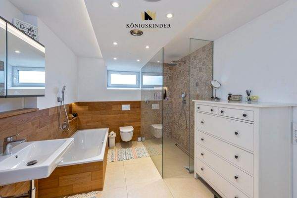 Einlieger_Bad_DSC5700