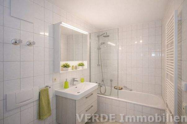 Freundliches Badezimmer