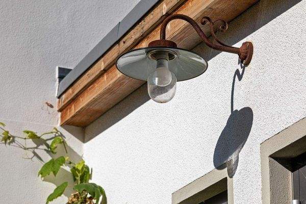 Beleuchtung am Saunahaus