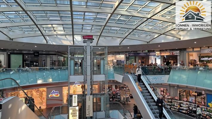 2 Stock Einkaufzentrum