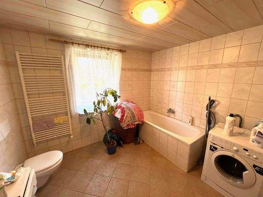 Badezimmer im Erdgeschoß