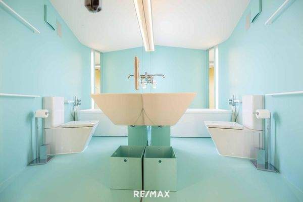 Bad beim Schlafzimmer