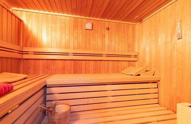 Sauna als privater Spa-Bereich