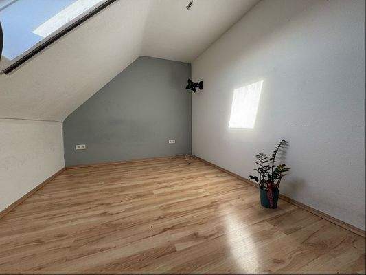 Helles Bürozimmer ...