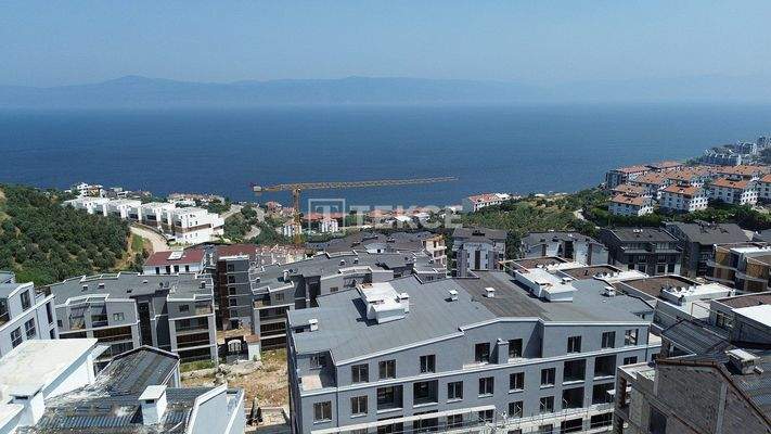 Luxury Apartments in a Complex Near the Beach in Bursa Mudanya