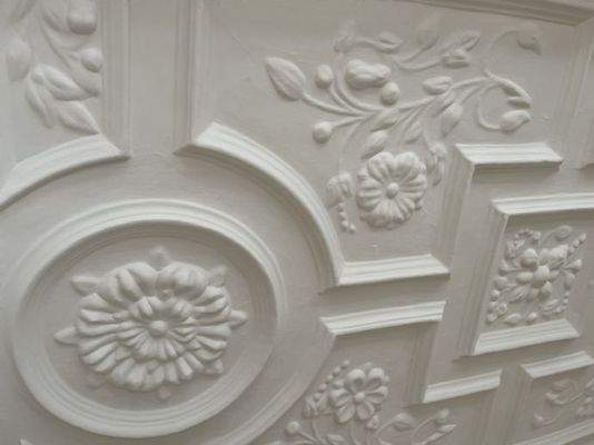 Stuckdecken im Wohnzimmer