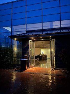 Eingangsbereich Büro Foyer Ausstellung Empfang 