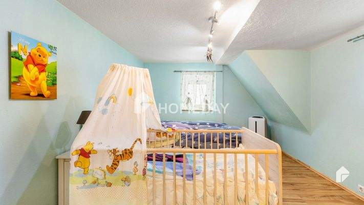 1. OG Schlafzimmer 1