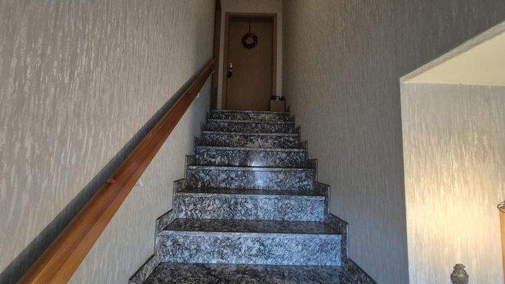 EG-Treppe ins DG Einliegerwohnung