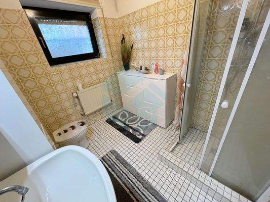 Badezimmer Untergeschoss