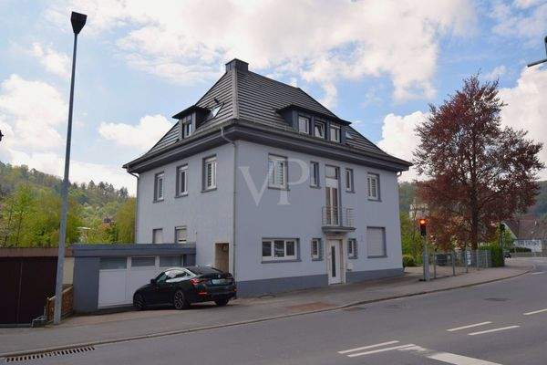 Frontansicht / Straßenseite