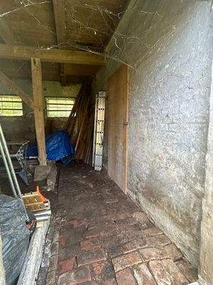 Stall / Scheune / Werkstatt