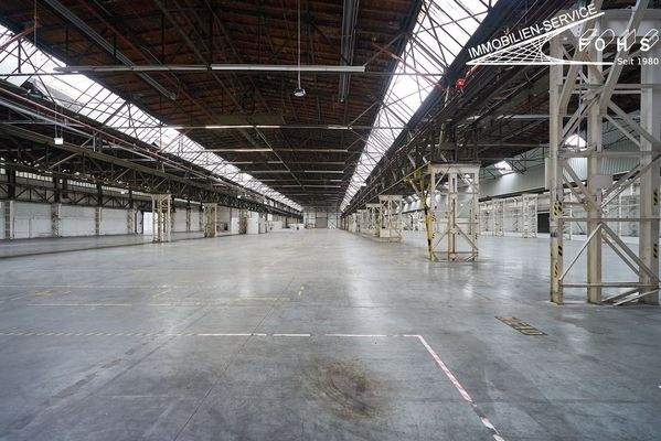 Halle im Geb18-25 EG 9.476,39 m² (8) 