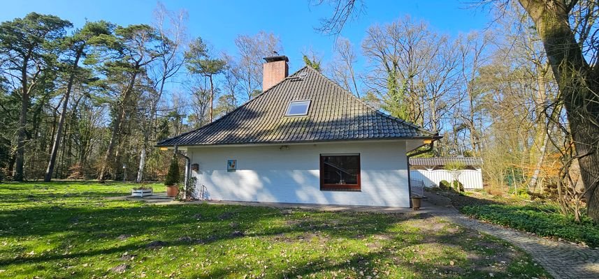 Hausansicht_Seite_rechts
