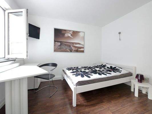 036 Schlafzimmer (1 von 1).jpg