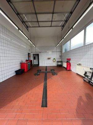 2200A573-0F29-432E-AB54-4554A21E5399