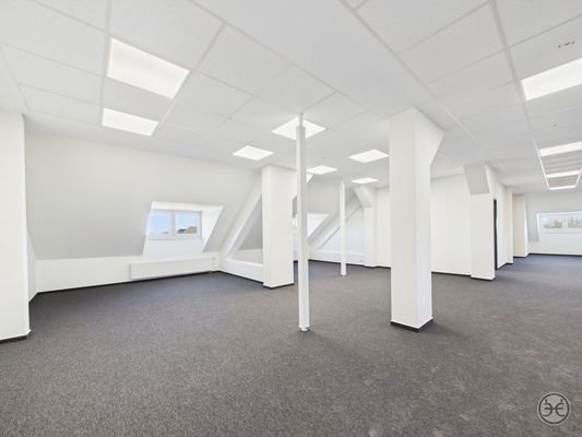 Eden-Ehbrecht-Immobilien_Bürofläche_Kreyenbrück_DG_002