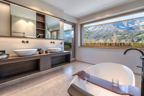 MASTERBADEZIMMER