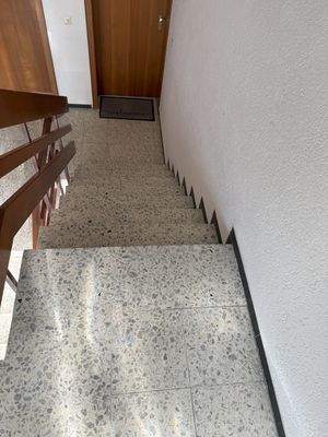 Treppenhaus Bild 2.jpg