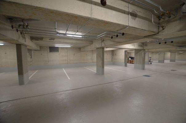 Tiefgaragenstellplatz