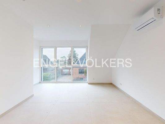 helles Kinderzimmer im OG