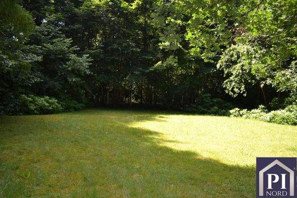 Pachtrasen mit ca. 1.300 qm 