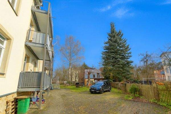 gepflegtes Grundstück